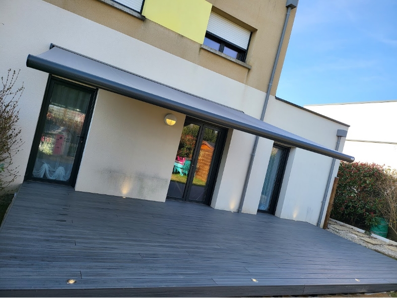 STORES BANNE (5)